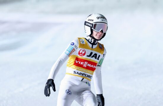 Nika Prevc izenačila še en rekord, ga bo podrla že prihodnji teden?