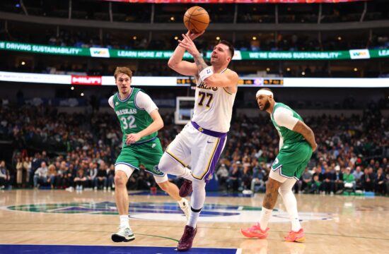 Dončić ostaja neusmiljen do Dallasa