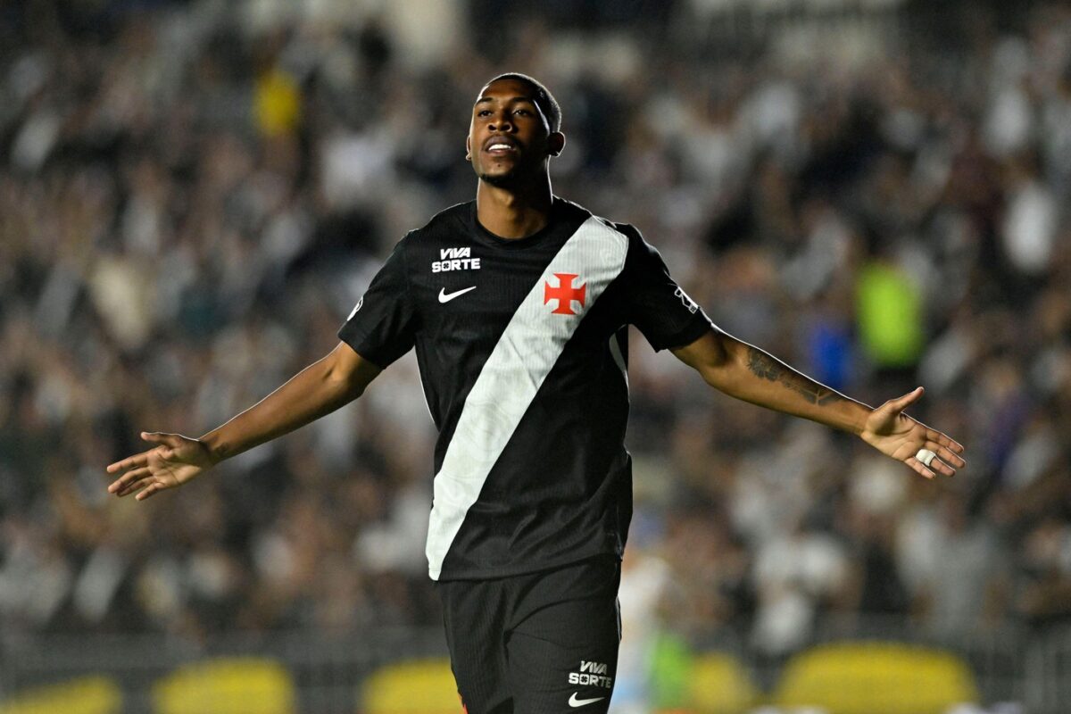 Bournemouth zapravlja denar, ki mu ga je nakazal Man City