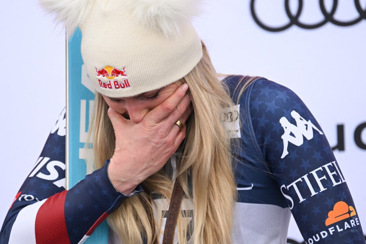 Smučarska srhljivka v Švici: grd padec Lindsey Vonn (VIDEO)