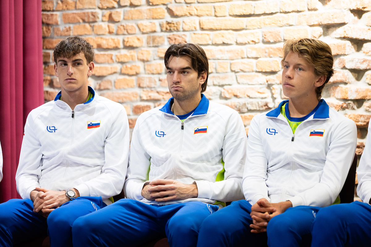 Slovenija za skok v zgornji rang doma kroti Turke