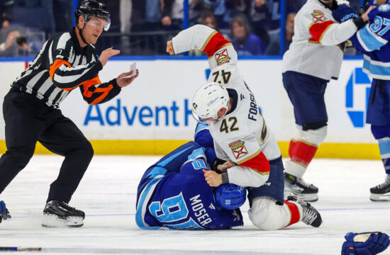 Množičen ravs v NHL terjal kar 147 kazenskih minut