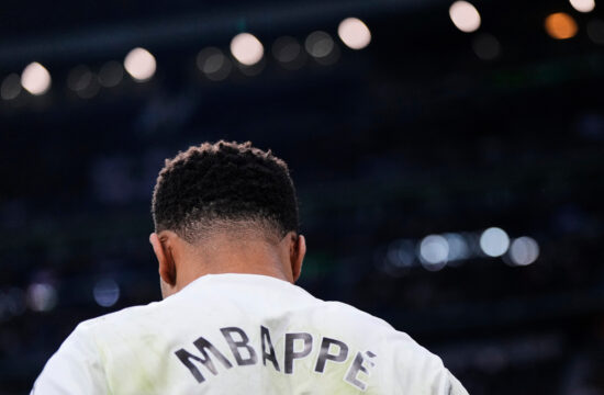 Barca gosti Mallorco, Real odhaja v Valencio