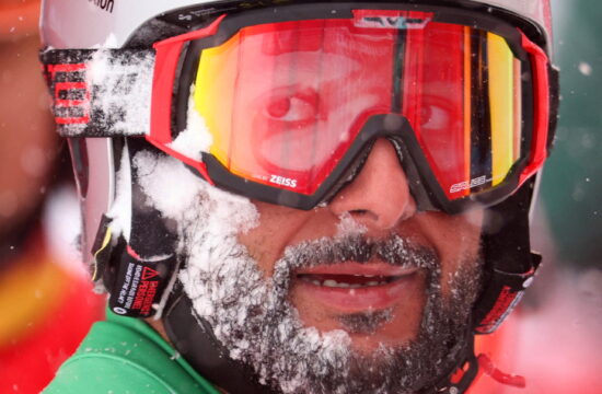 Jure Košir iz Indije se vrača po novo pravljico