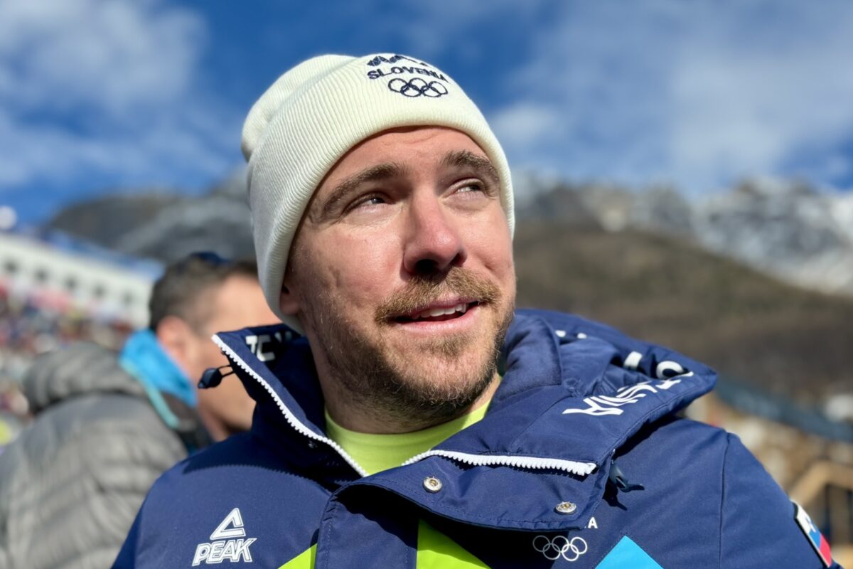 Nad Hrobata najprej črni, zdaj še sivi oblaki