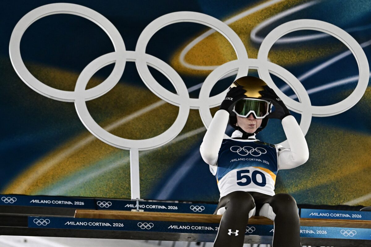 Nika Prevc z drobcem pelina v eminentni družbi