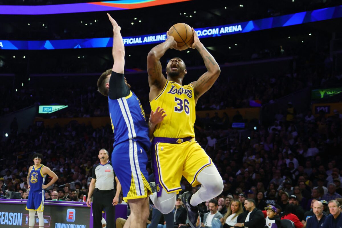 Lakers tudi brez Dončića boljši od Bojevnikov (VIDEO)