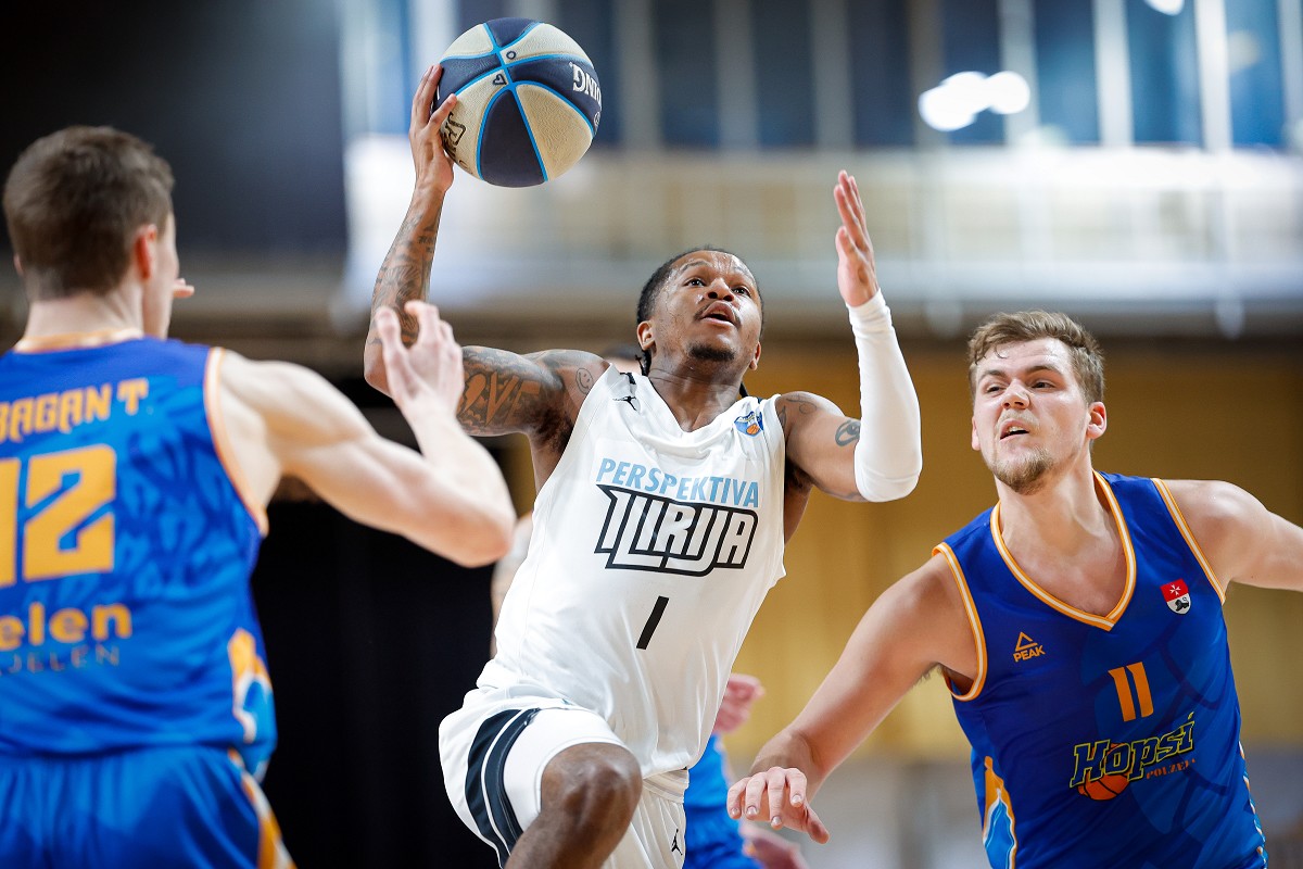 Ilirija tesno premagala Hopse, Krka zlahka do zmage