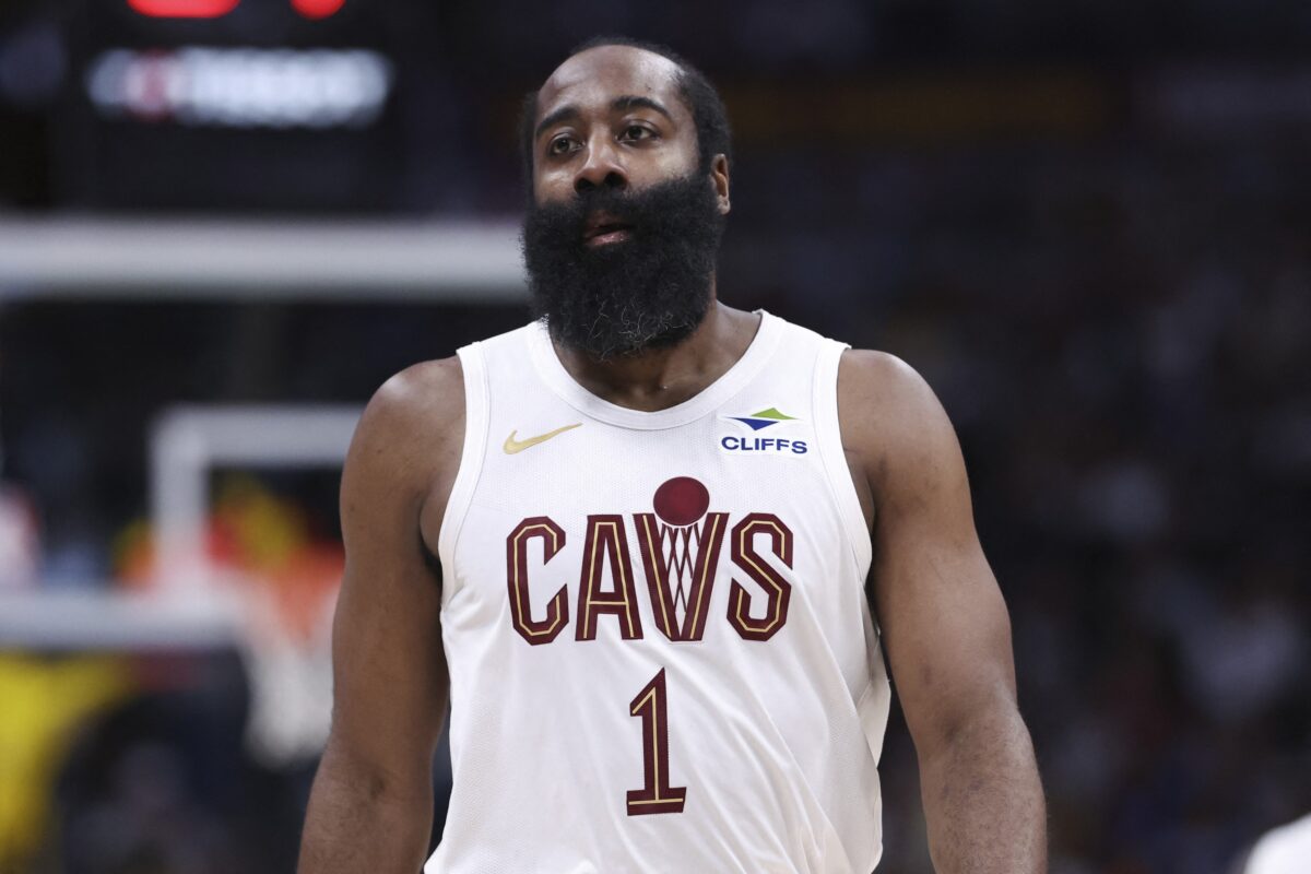 Zvezdnik lige NBA v težavah z zakonom tik pred pomembno odločitvijo