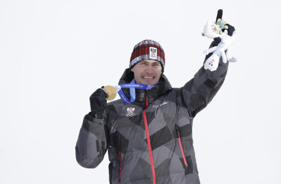 V deskarskem krosu zlato spet Avstrijcu Hämmerleju