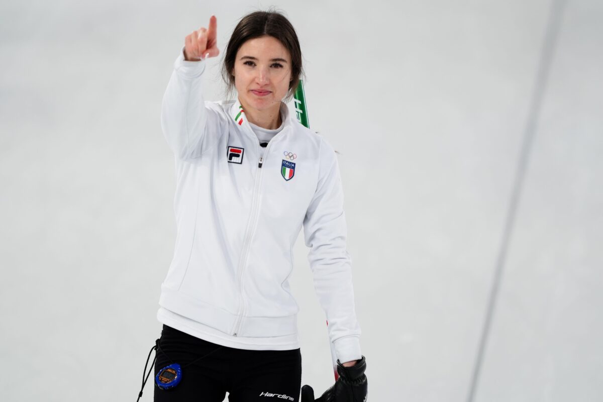 Iz trgovine z oblačili do olimpijskega brona: Cortina slavi svojo “Stefi”