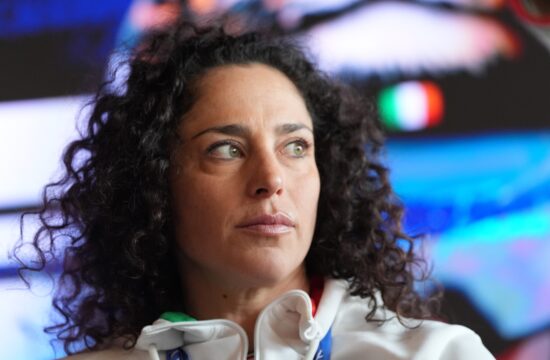 Drama za zlato pravljico: “Zamenjala bi medalji in vrnila čas nazaj”