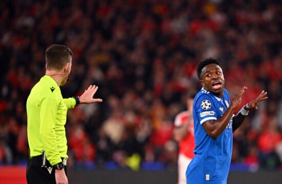 Uefa bo preiskala incident v Lizboni