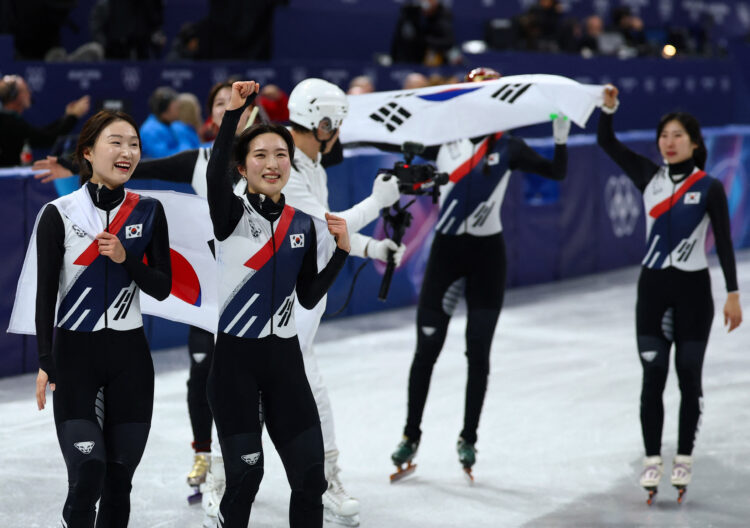 Short Track Speed Skating - Women's 3000m Relay - Finals