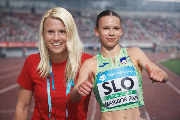 Jolanda Čeplak, Živa Remic