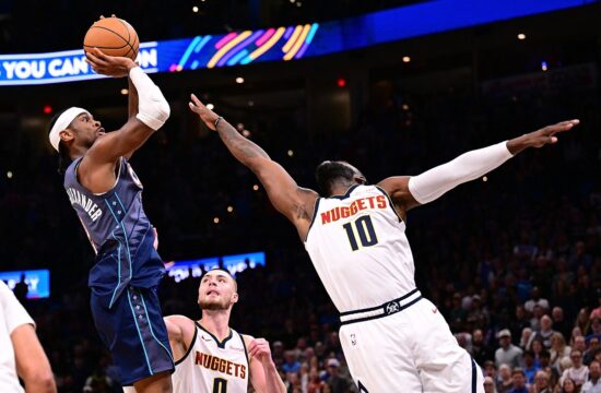 Vodilni ekipi sta se reševali v podaljkšku (VIDEO)