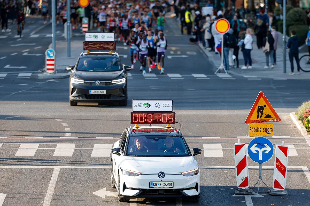 Američani po absurdnem zapletu “posnemali” Ljubljano