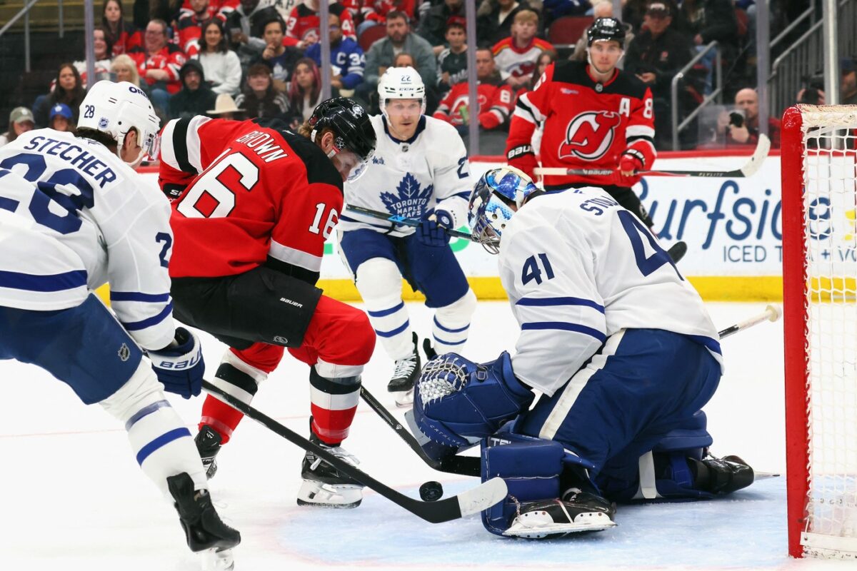 Vegas in New Jersey po preobratih do zmag