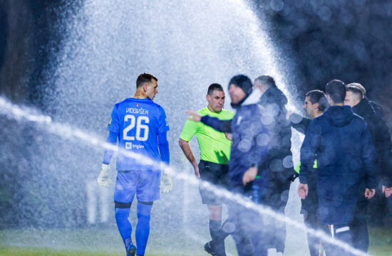 Kdo je kriv za prho ob polomu Olimpije?