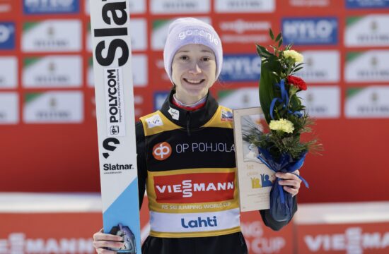 “Super” srečna Nika Prevc: Dan res ne bi mogel biti lepši (VIDEO)