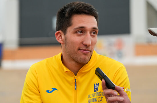 Tudi slovenski kralj teka na 800 m razmišlja o novi poti