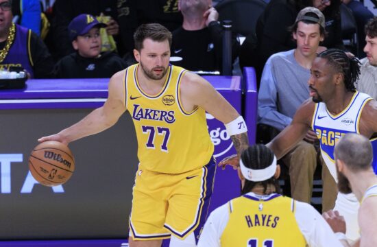 Luka Dončić z izjemno predstavo Lakerse vrnil na zmagovita pota