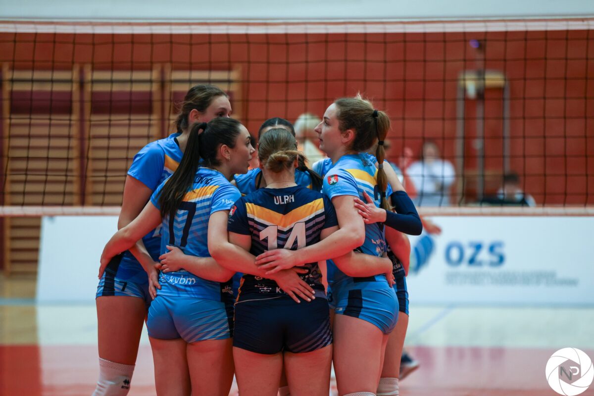 Odbojkarice Krima izločile Formis, Šempetra pa Braslovče