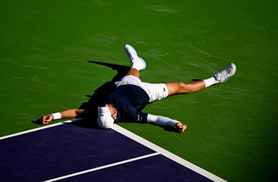 Alcarazov sprehod, Đoković je moral bruhati (VIDEO)