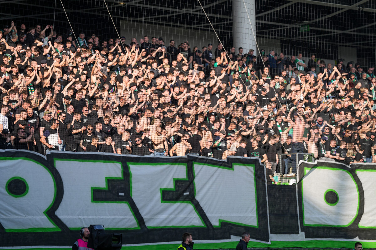 Dragonsi zavzeli mariborske ulice in začinili derbi (VIDEO)