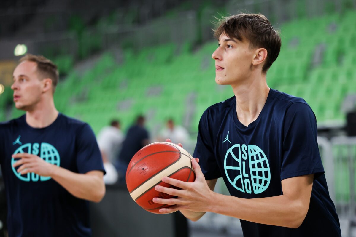 Slovensko zabijanje za prvi evorligaški koš (VIDEO)