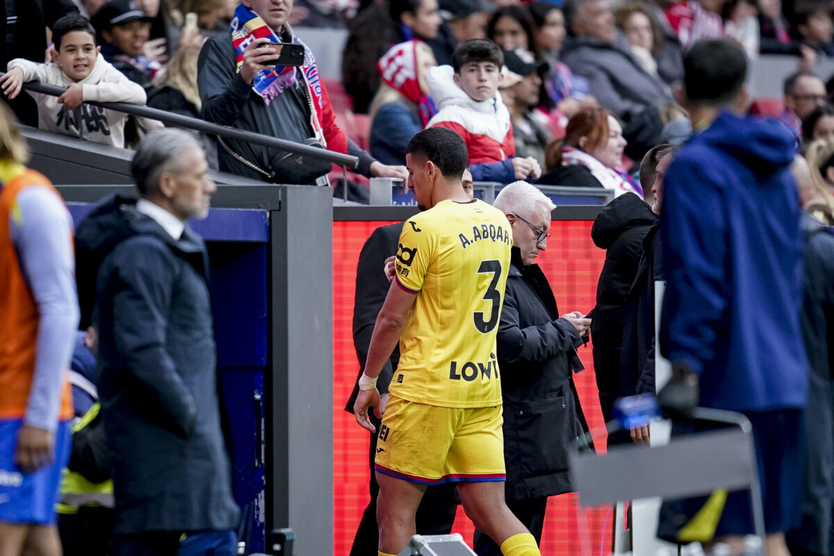 Bizaren rdeči karton, česa takšnega pa še ne (VIDEO)