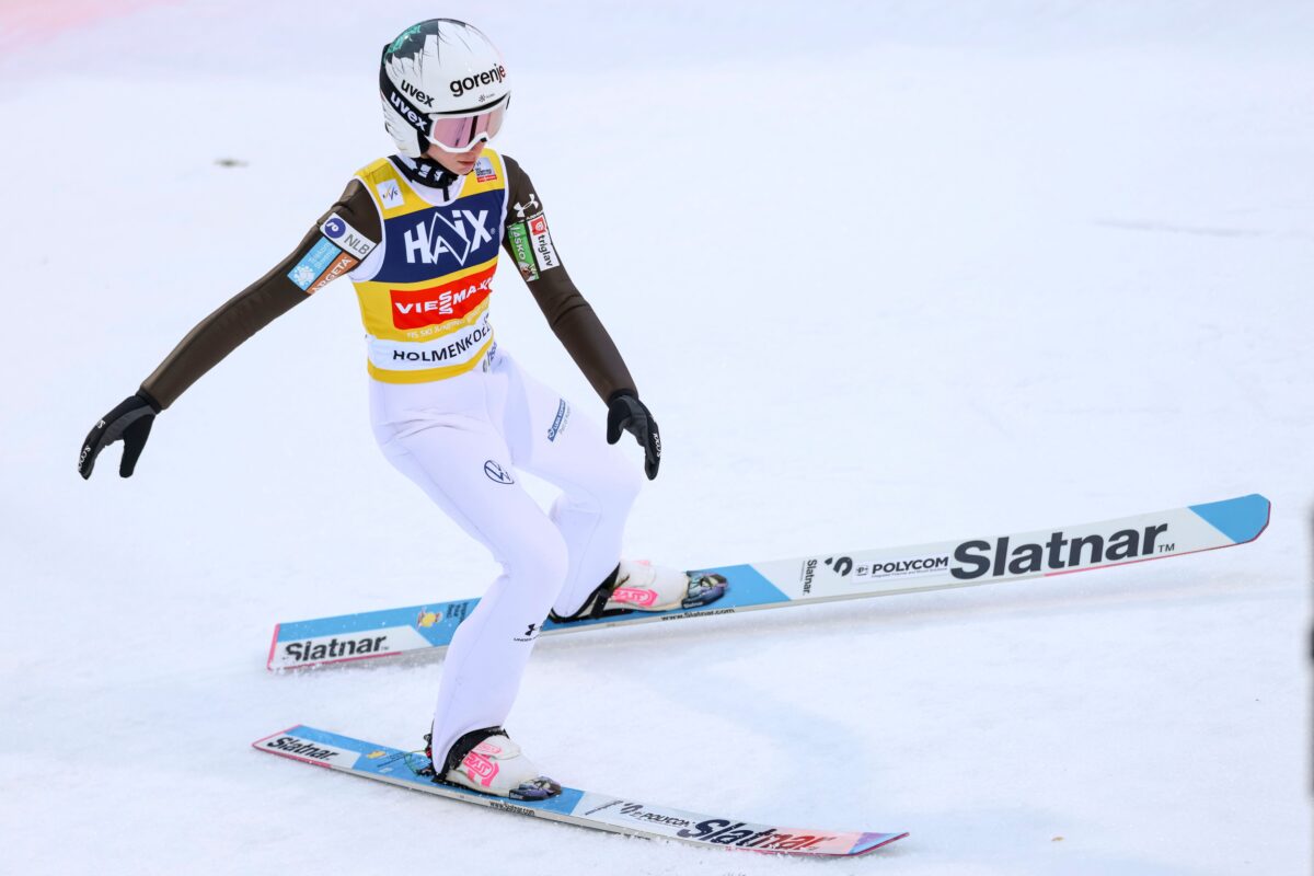 Slavljenka Nika Prevc spet deklasirala tekmice