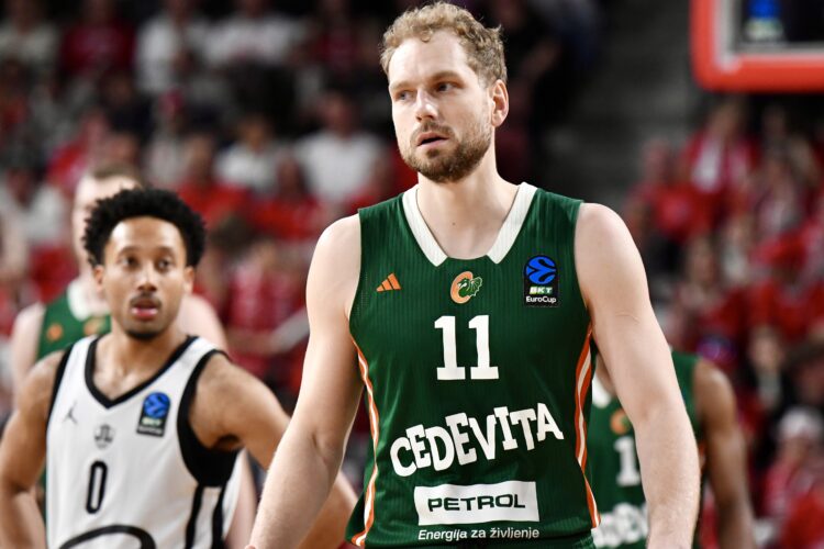 Boleč poraz zmajev za konec evropske sezone (VIDEO)