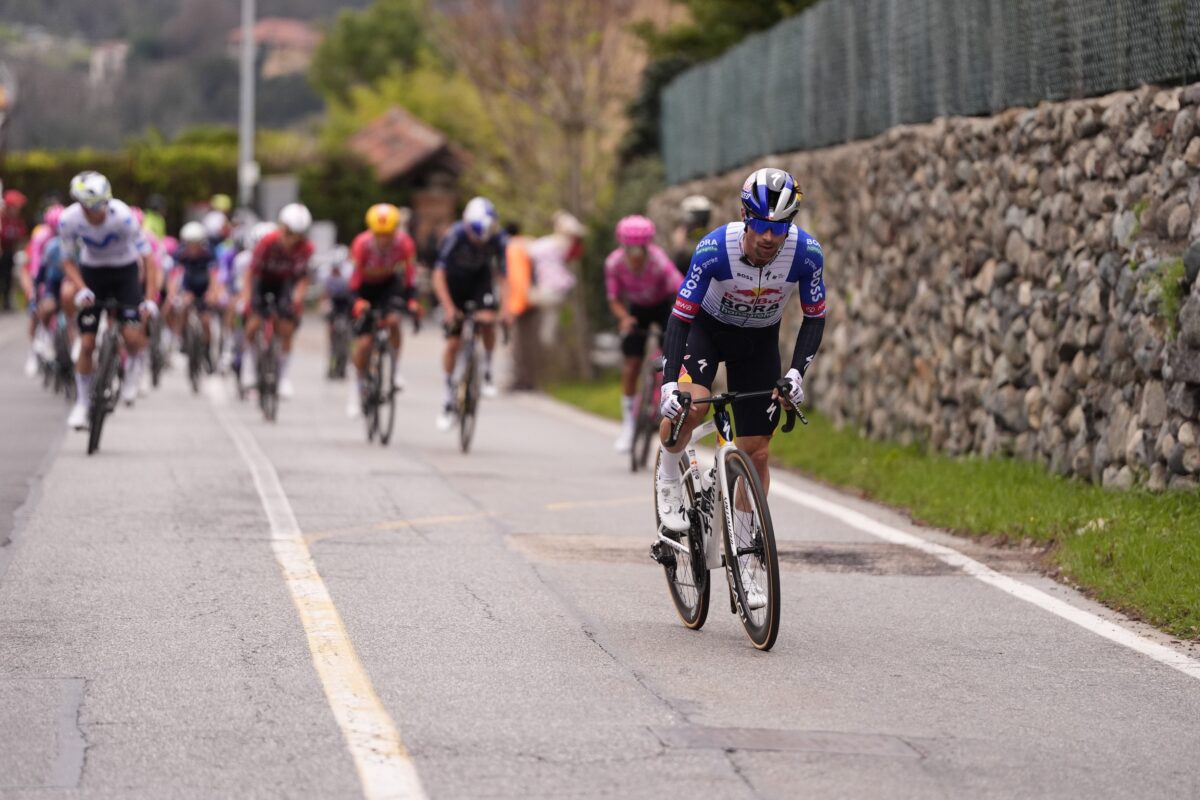 Roglič na najstarejši klasiki priznal premoč le Britancu in Norvežanu