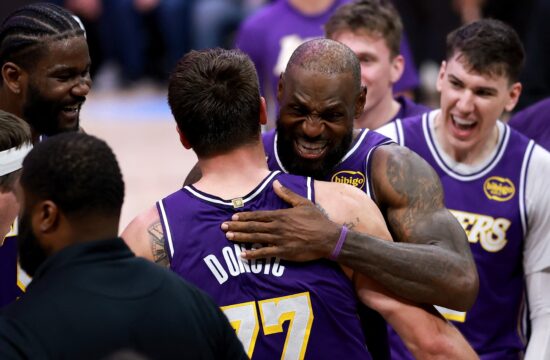Dončićevi zabavi se je pridružil tudi veliki James (VIDEO)