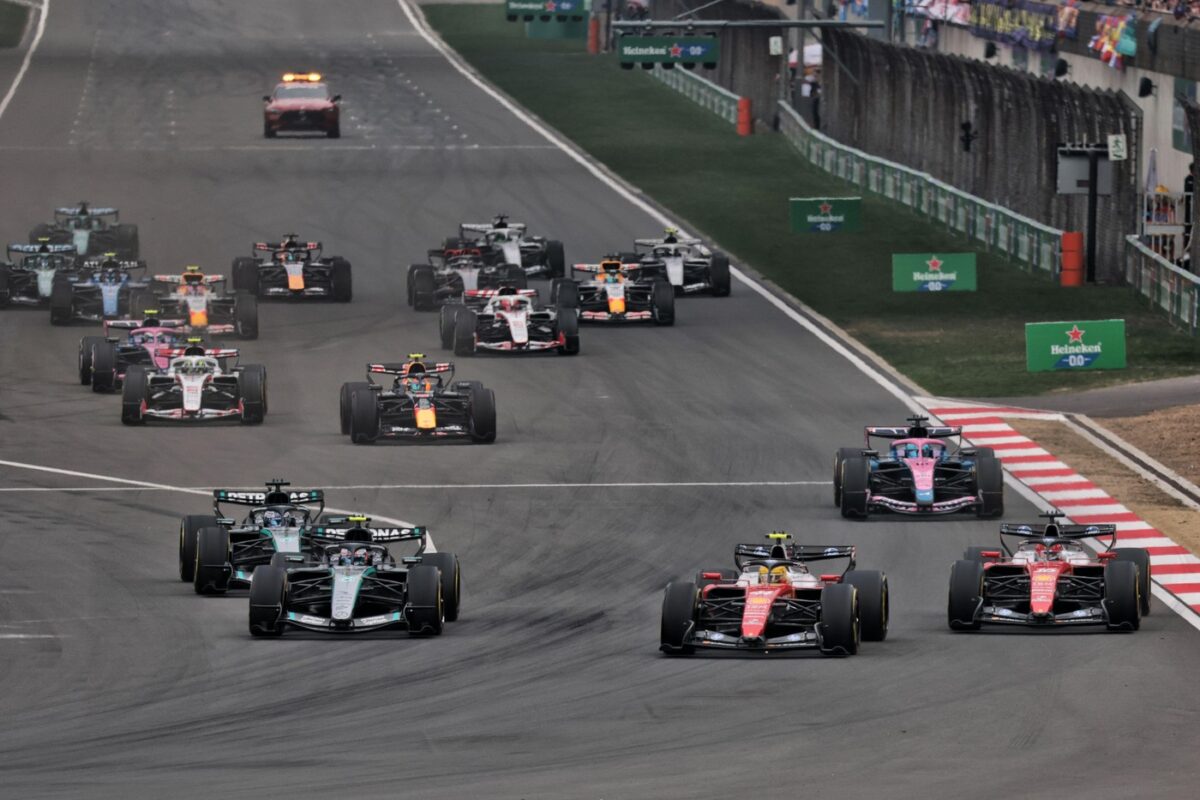 Formula 1 razmišlja o spremembi pogonskih pravil