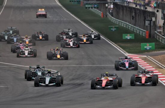 Formula 1 razmišlja o spremembi pogonskih pravil