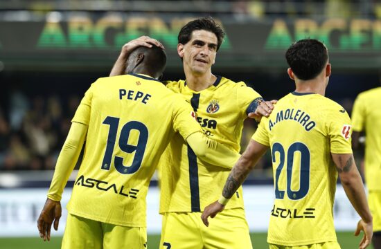 Villarreal prehitel Atletico, ki ga čaka madridski derbi (VIDEO)
