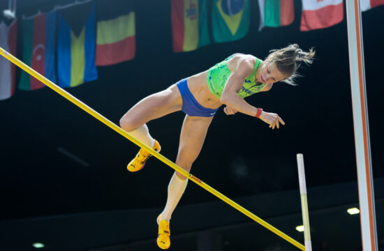 Tina Šutej odlično začela lov na (zlato) medaljo