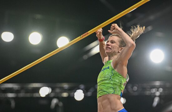 Tina Šutej spet svetovna podprvakinja!