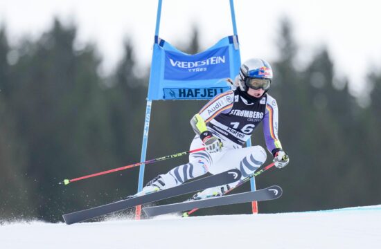 Boj za veliki kristalni globus do zadnjih zavojev