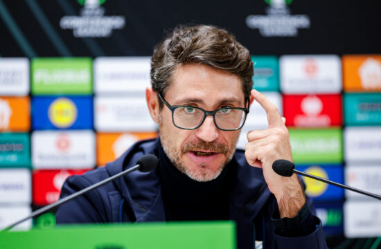 Sanchez na izhodnih vratih Rijeke, a ga ne bo v Maribor