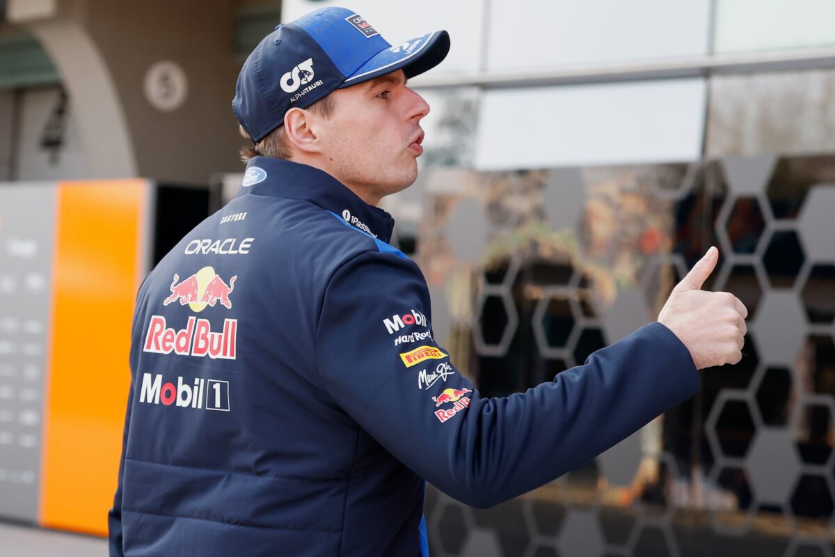 Incident: Max Verstappen novinarja “brcnil” iz dvorane