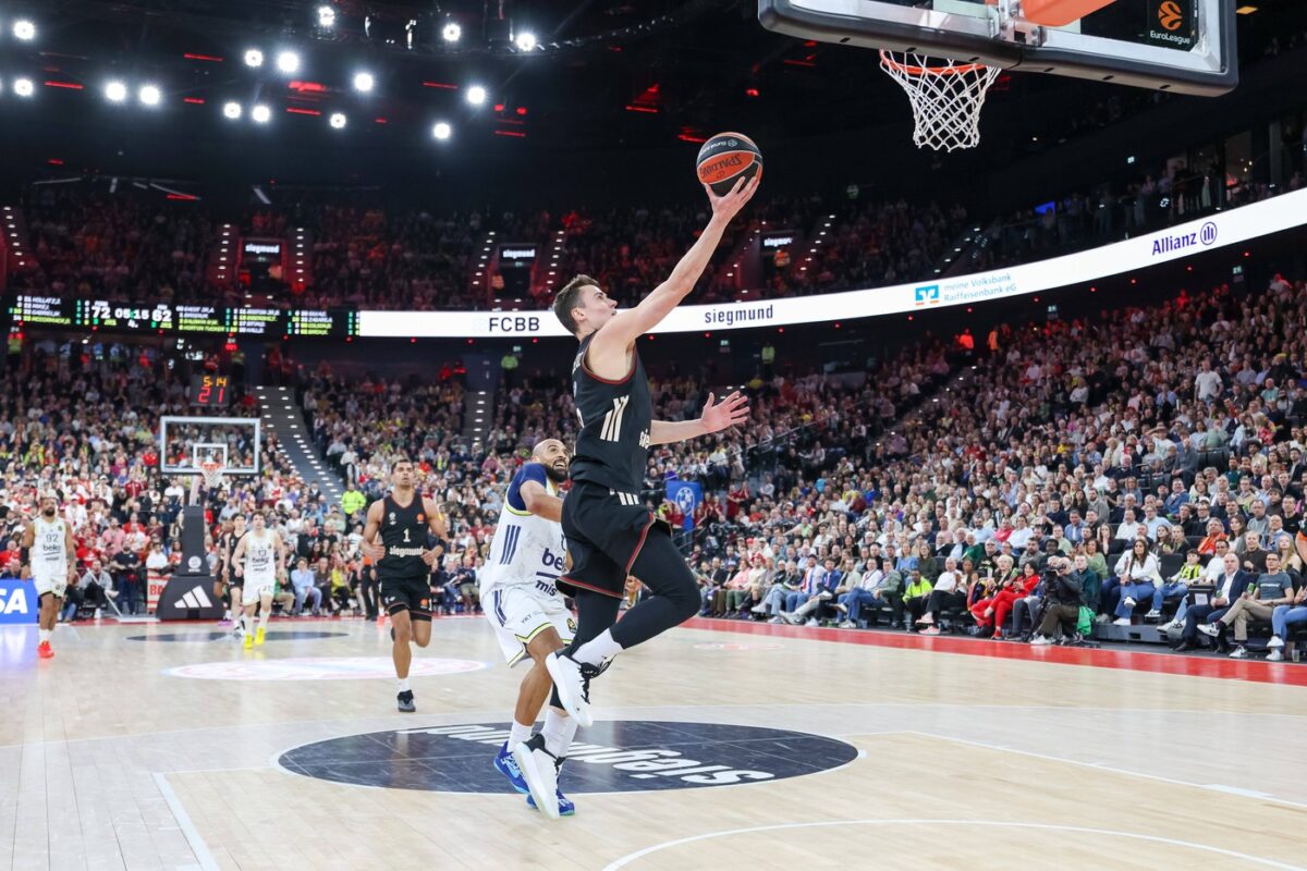 Bayern presenetil vodilno ekipo in končal črni niz (VIDEO)