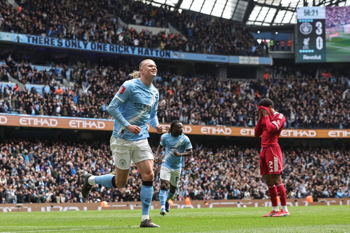 Liverpool na kolenih v Manchestru