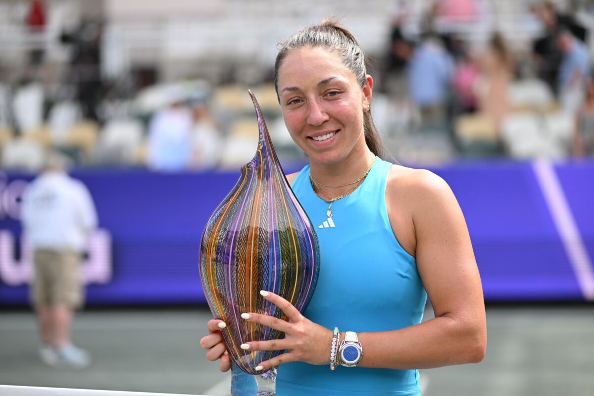 Pegula upravičila vlogo favoritinje