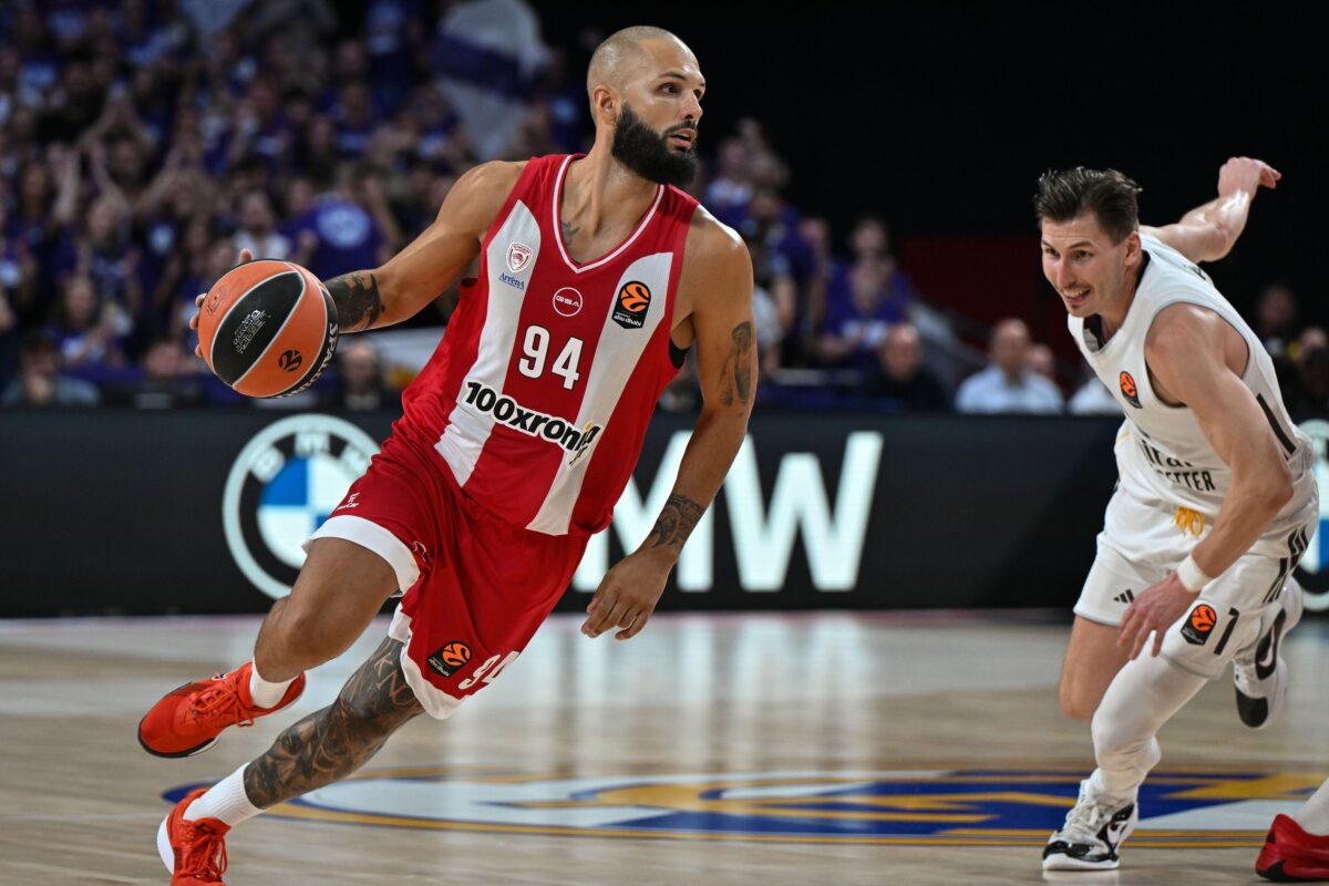 V živo na SK: v ospredju derbi v Pireju