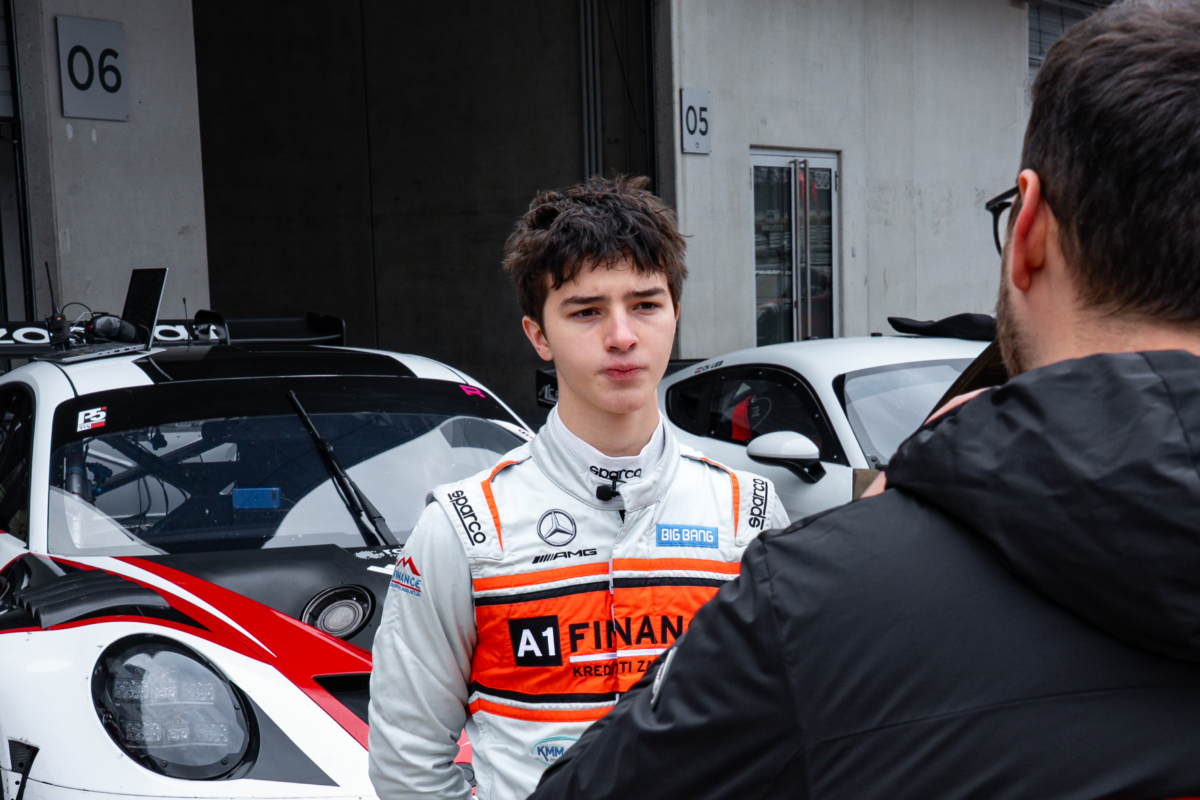 Mladi dirkač Mark Kastelic odslej v Porscheju