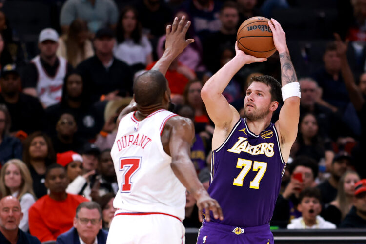 Zdaj gre zares, z Dončićem ali brez njega