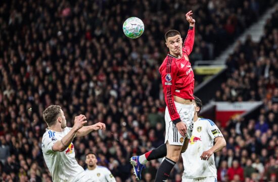 Jaka Bijol utišal Šeškov Old Trafford (VIDEO)